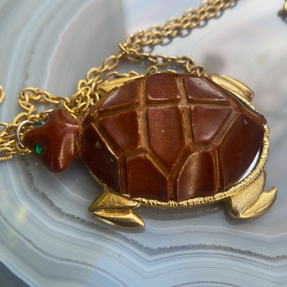 Vintage 1960’s  L.Razza Turtle Mirror Pendant - Picture 6 of 16